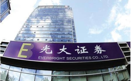 表?yè)P(yáng)信，來(lái)自光大證券