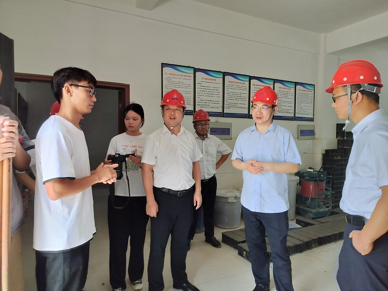 164058-159173.jpg 0EB81AB3A603BA9FA07E4B0D7C069FDE.jpg